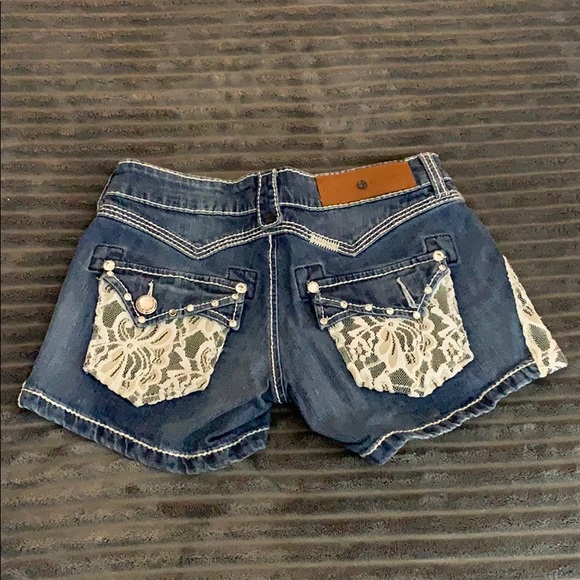Lace Accented Jean Shorts - Picture 2 of 5